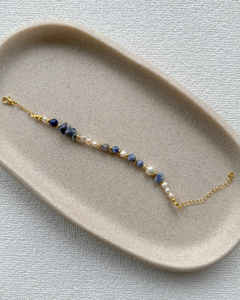 Aura blue